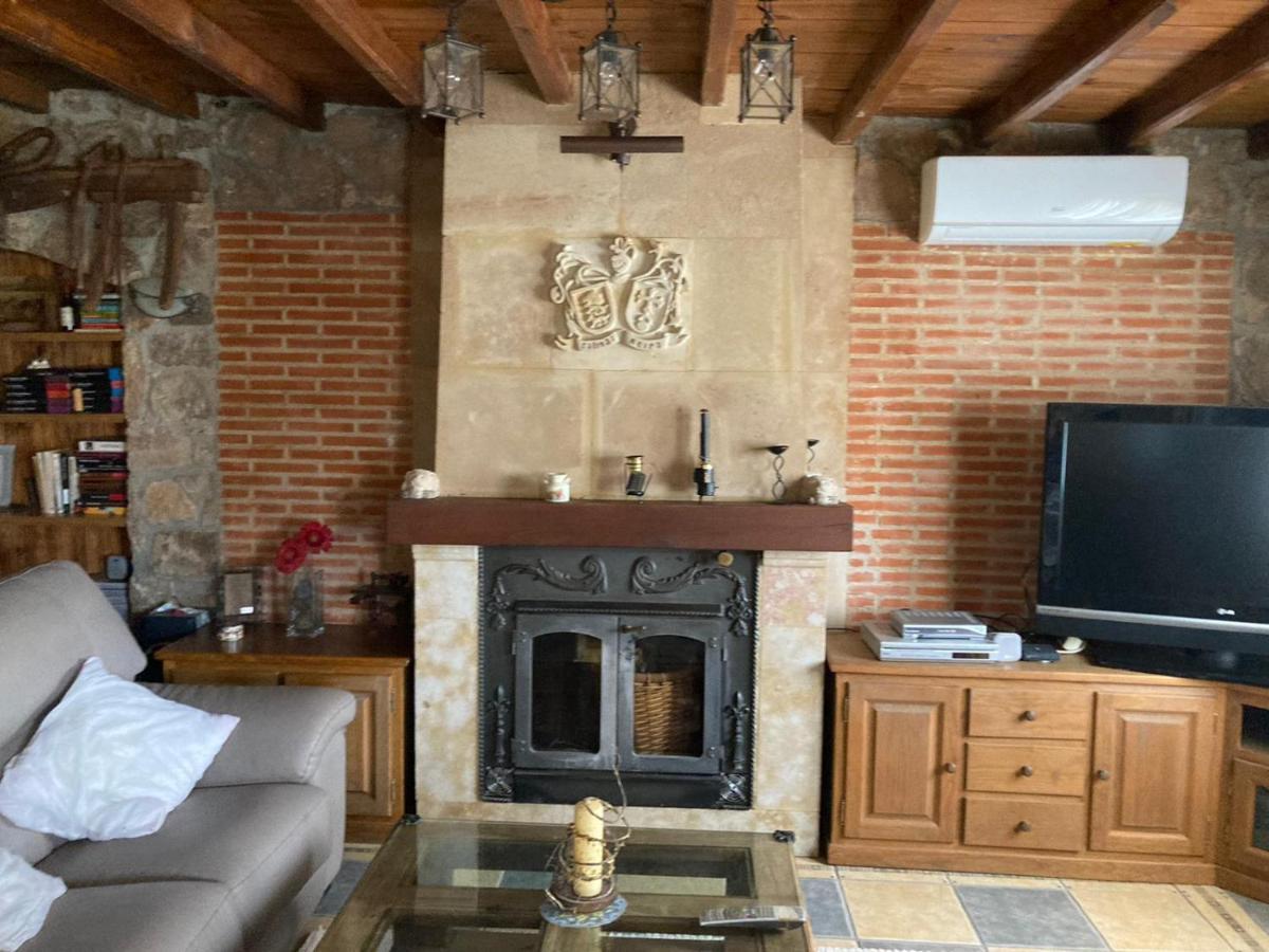 Casa Rural Neira Almenara de Tormes ภายนอก รูปภาพ